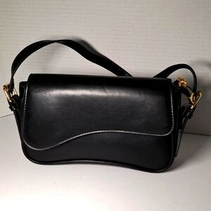 Elegant Black Faux Leather Shoulder Bag